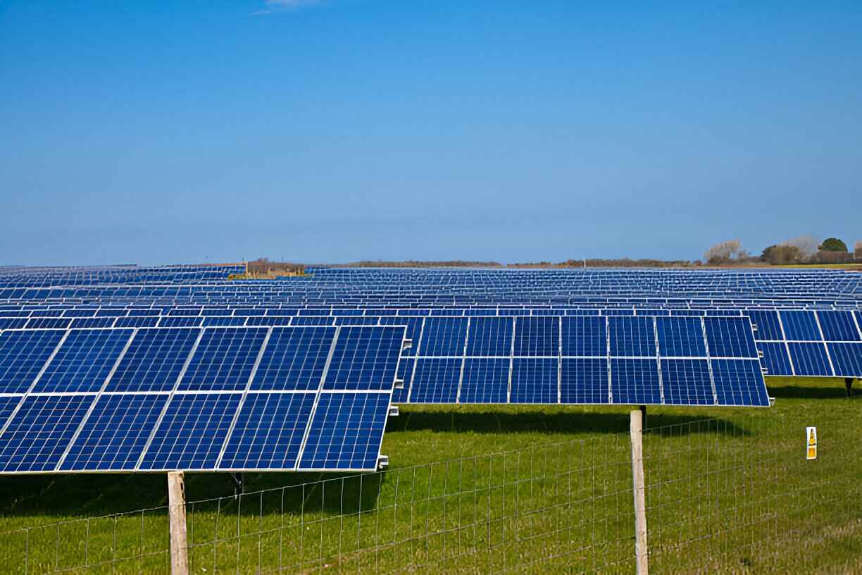 Grid Connection Challenges for Solar Farms in the UK